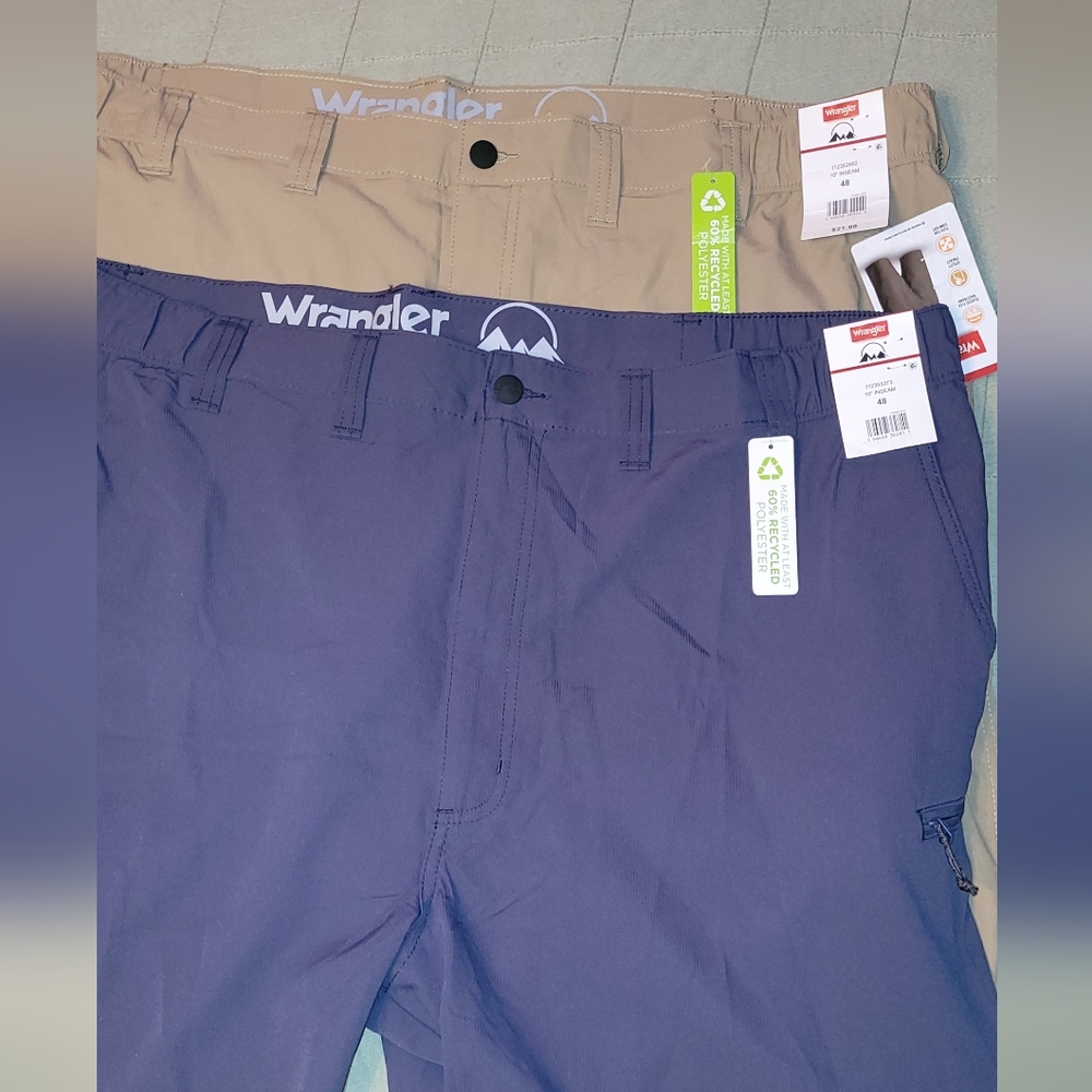 6 pair Of Wrangler Tech Shots. 2 Still Have Tags. Sz 48